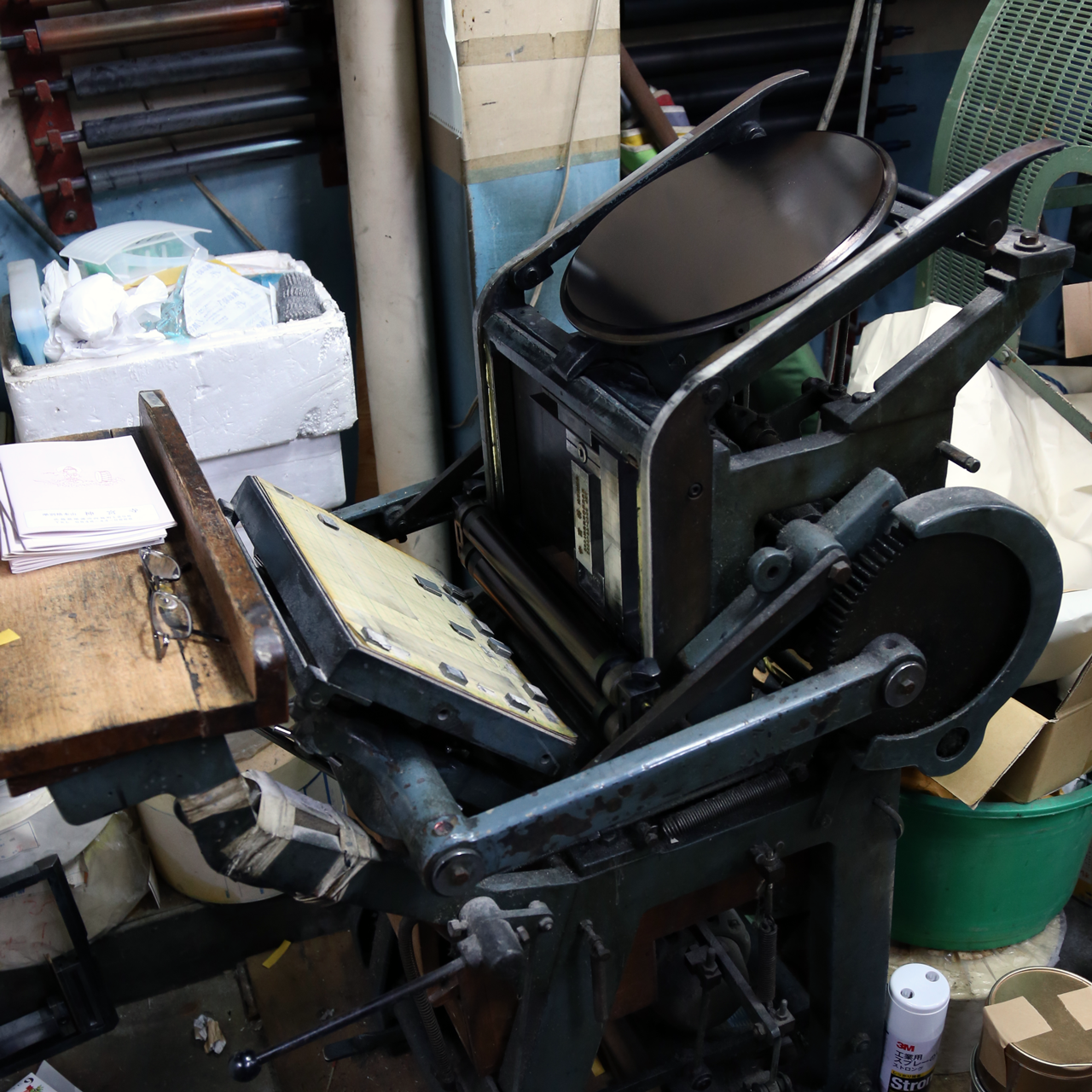 Photo:Metal stamping printing machine